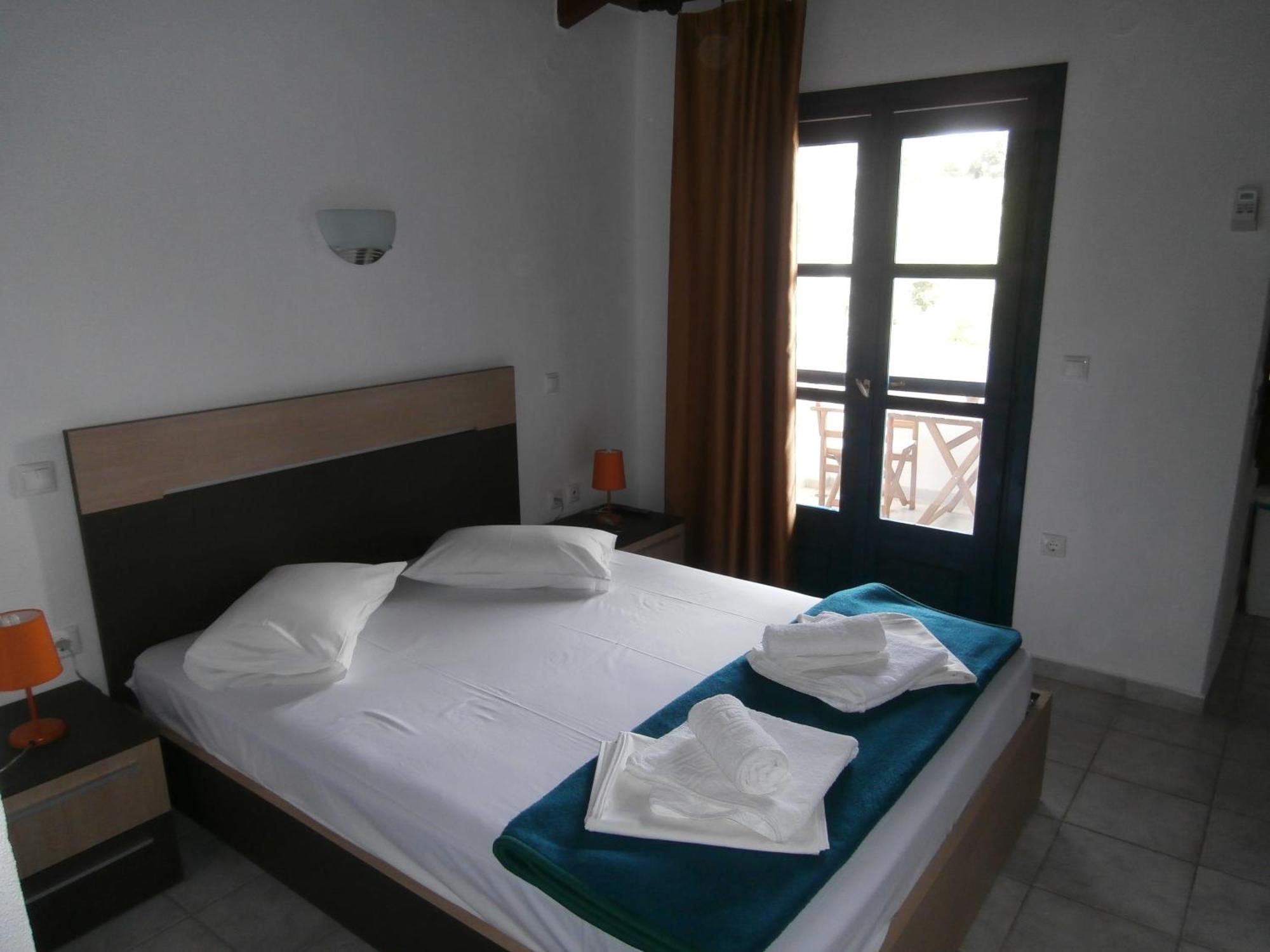 Olive House Apartment Елия Екстериор снимка