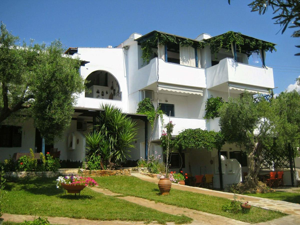 Olive House Apartment Елия Екстериор снимка